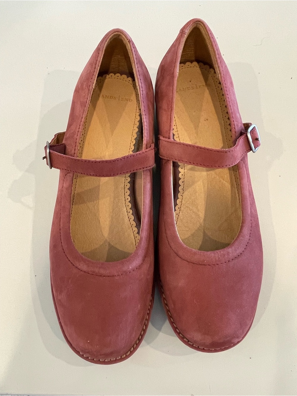 Lands’ End Women’s 8.5D Wide Pink Suede Mary Jane Flats